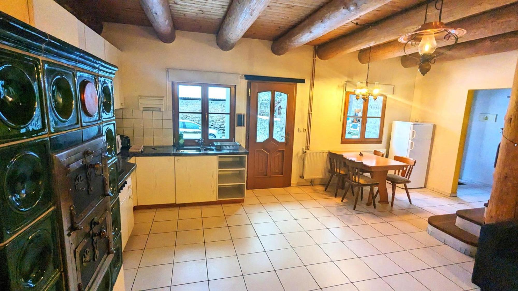 Rustikale Und Grosszuegige Ferienwohnung Kasperske Hory Bagian luar foto